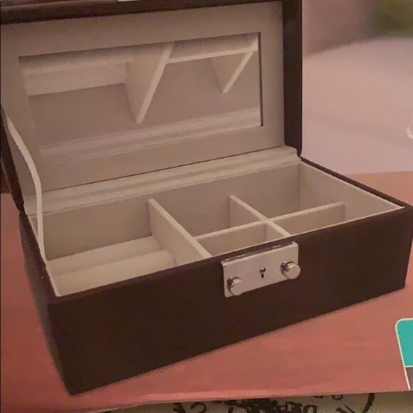 Jewelry - Jewelry Box 